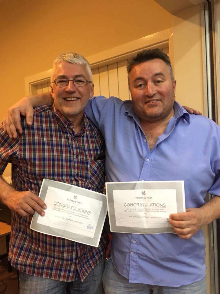 Stolte vinnarar av helgaturneringa på Tenerife