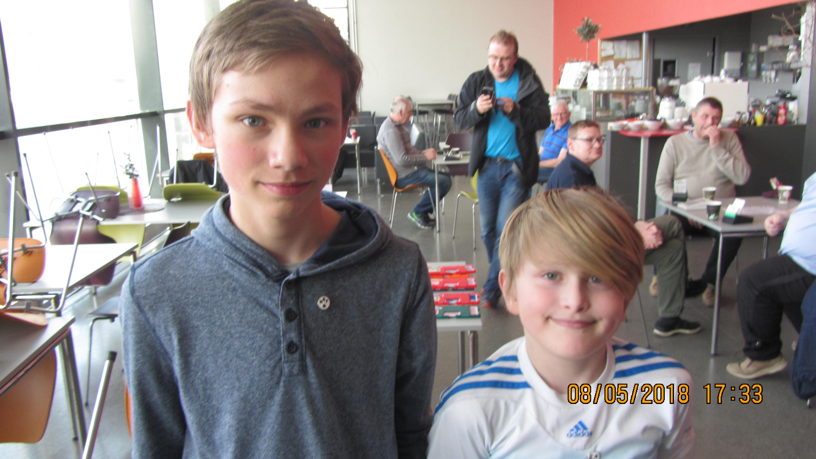 To nye kløvernålmestre